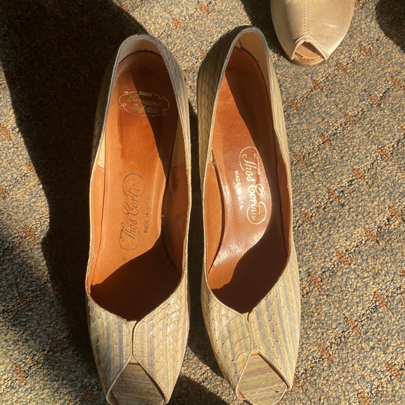 Thos Court. Genuine reptile skinned heels - Picture 2 of 3